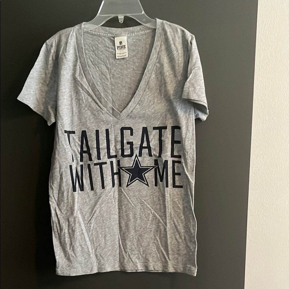 EUC L VS PINK Tailgate with me cowboys deep vneck gray short sleeve